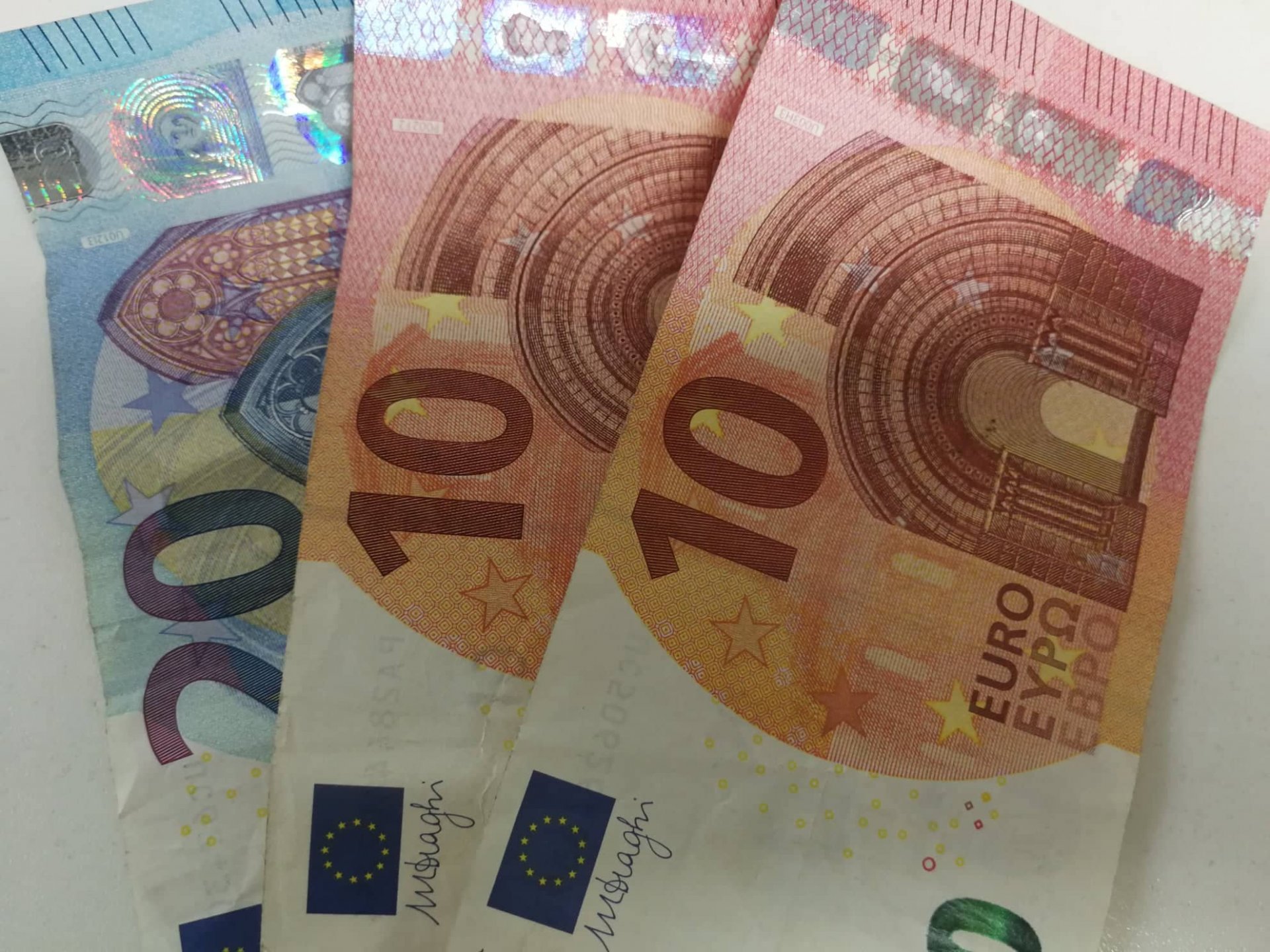Prosječna zarada u martu 1.000 eura