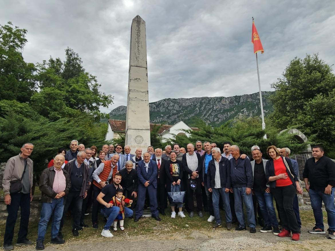 STEGA položila vijenac na spomen obilježje junacima Martinićke bitke