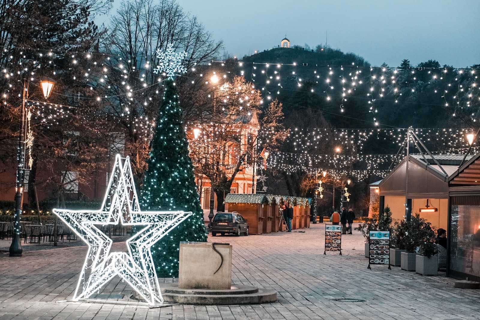 Sjutra svečano otvaranje bazara - Novogodišnja priča u Prijestonici
