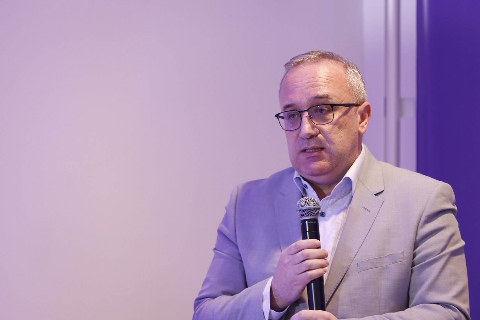 Zvrko: Za pad podrške EU kriva neefikasna Vlada