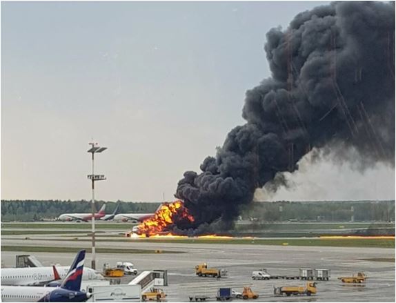 Stravičan požar u avionu u Moskvi: Samo 37 ljudi preživjelo nesreću