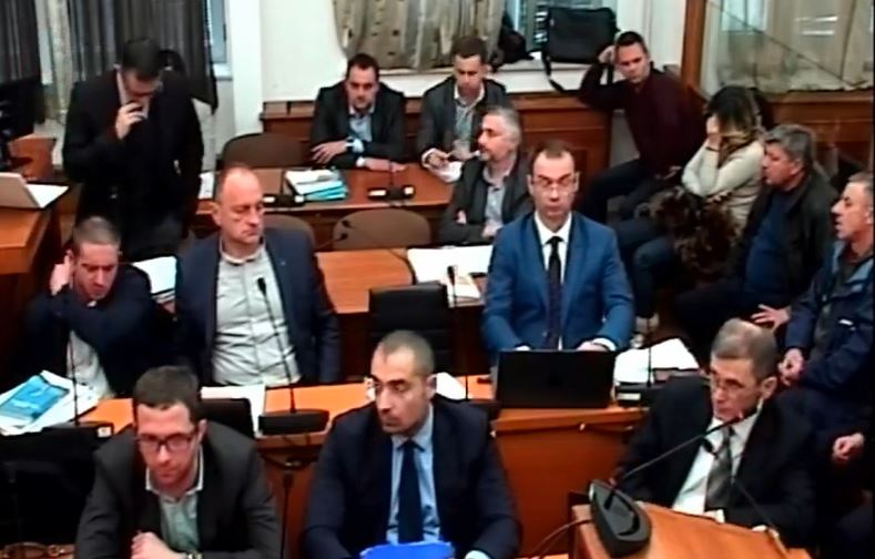 Suđenje prekinuto: Mugoša opomenula Čađenovića jer je dobacio Radosavljeviću