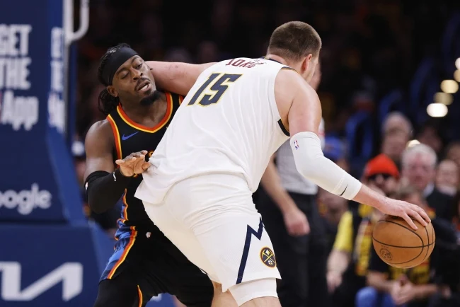 Denver pobijedio Oklahomu trojkom Gordona u završnici