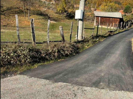Opština Andrijevica asfaltirala put do kuće ministra Stijovića i lokalnih funkcionera, građani ali i odbornici vlasti revoltirani