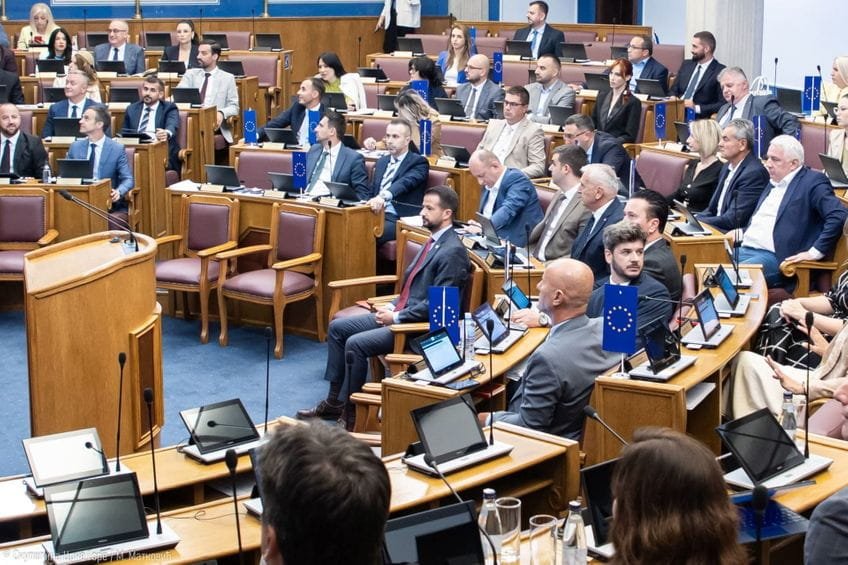Nema rasprave o Milatovićevom zahtjevu za izbor sutkinje Ustavnog suda; Poslanici nijesu usvojili dnevni red