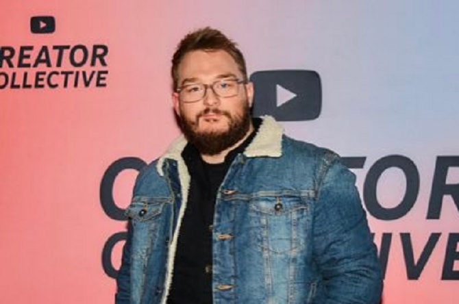 Apple tužio youtubera zbog curenja informacija o iOS-u 26