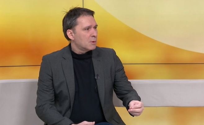 Programski direktor N1: Protest organizovao Vulin