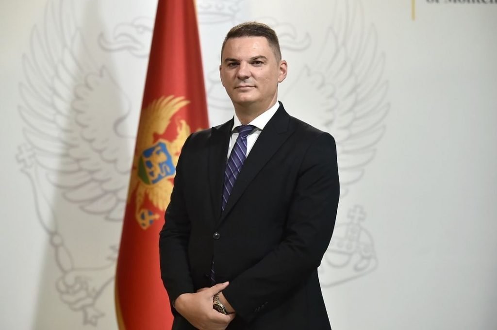 Šahmanović: Markiranje goriva je mjera za jaču borbu protiv sive ekonomije i zaštitu budžetskih prihoda