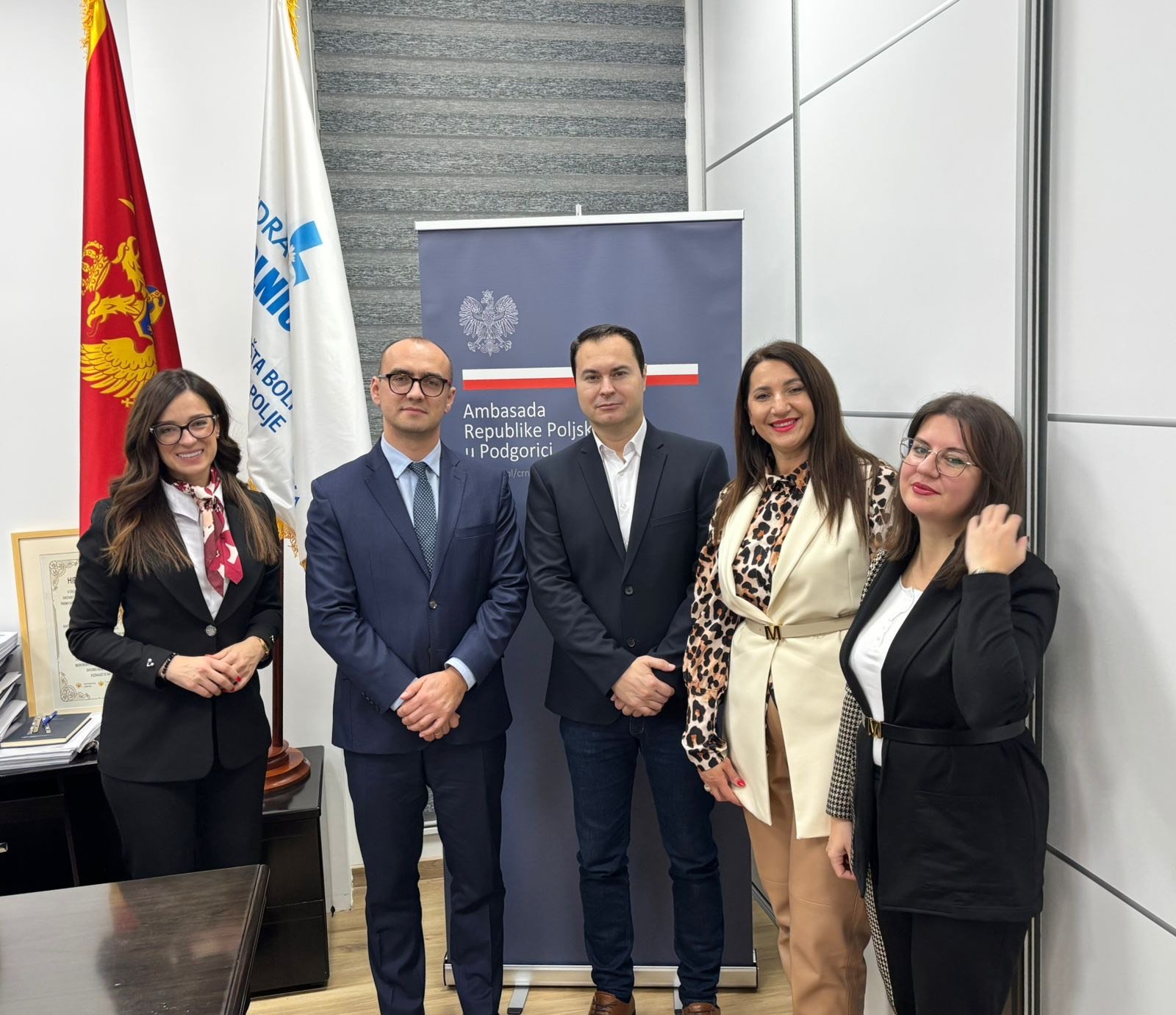 Ambasada Poljske uputila donaciju vrijednu 80.000 eura Opštoj bolnici u Bijelom Polju