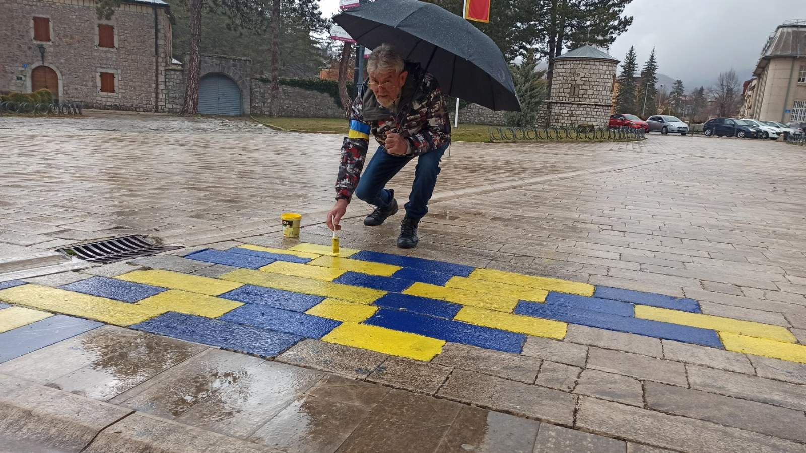 Cetinje za Ukrajinu i po nevremenu: Ukrajina će spasiti svijet!