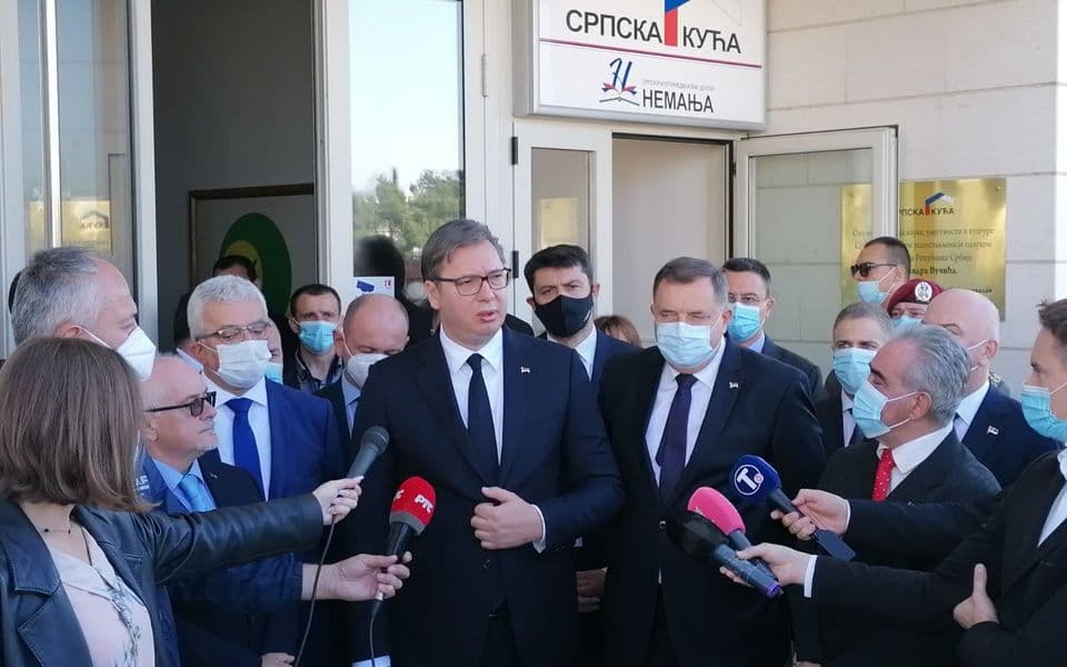 Vučić obišao Srpsku kuću: Napadaju nas da ulažemo previše, ulagaćemo još više
