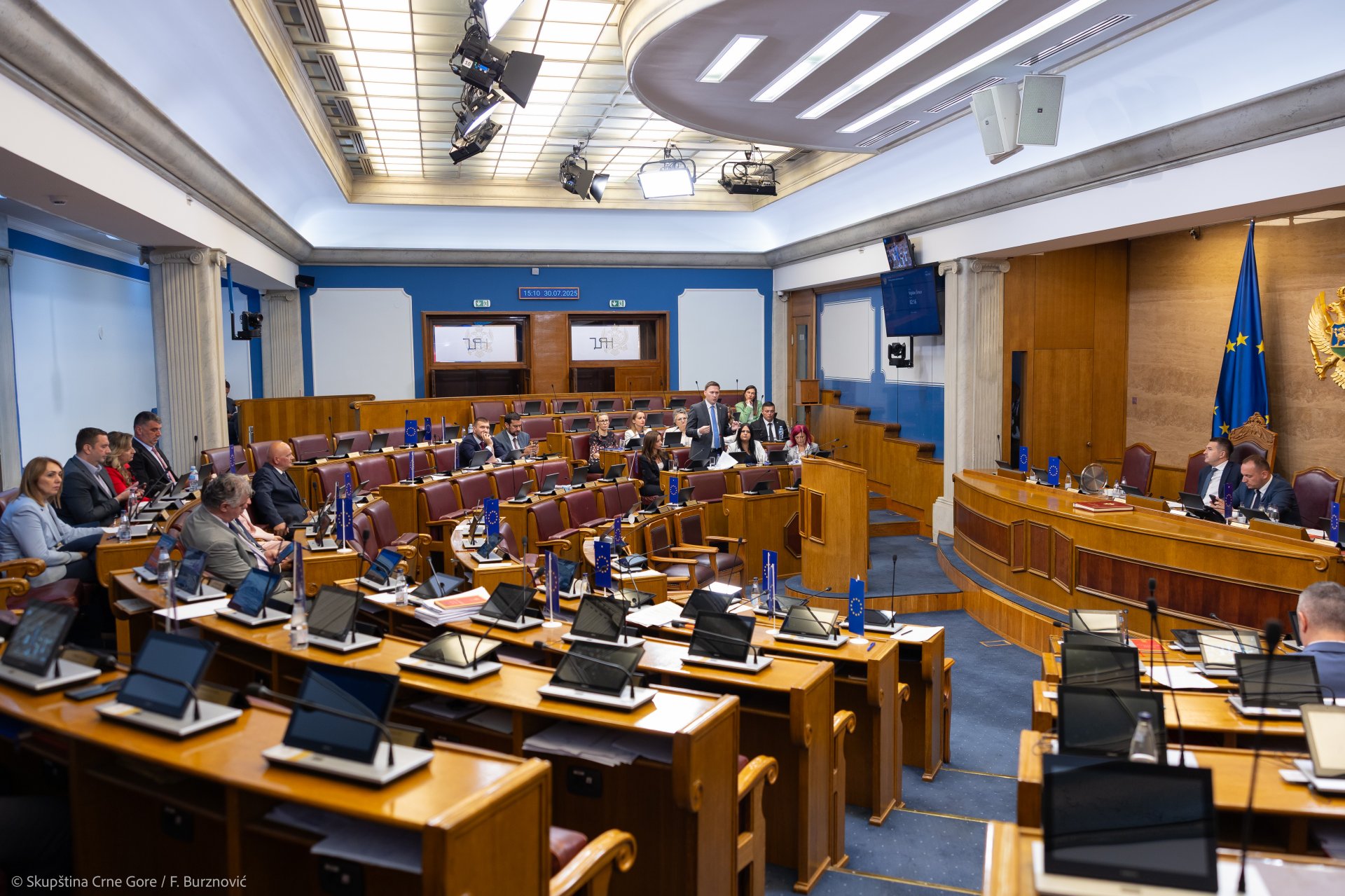 Grupa NVO: Skupštinska većina nastavlja da ugrožava nezavisnost medijskog regulatora i evropski put Crne Gore