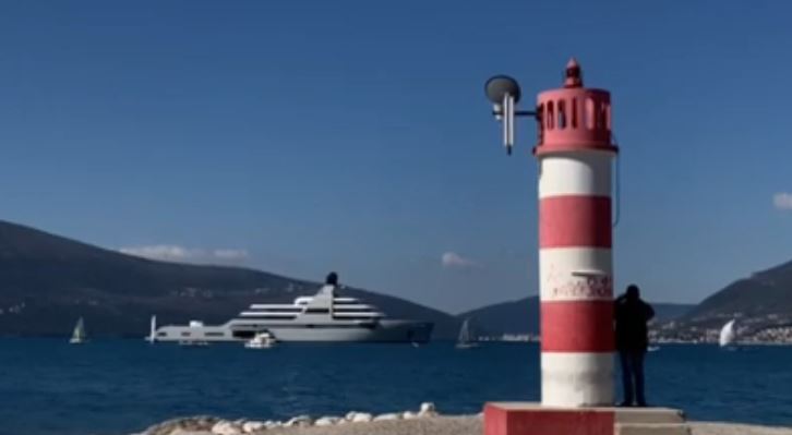 Superjahta Romana Abramoviča uplovila u Tivat