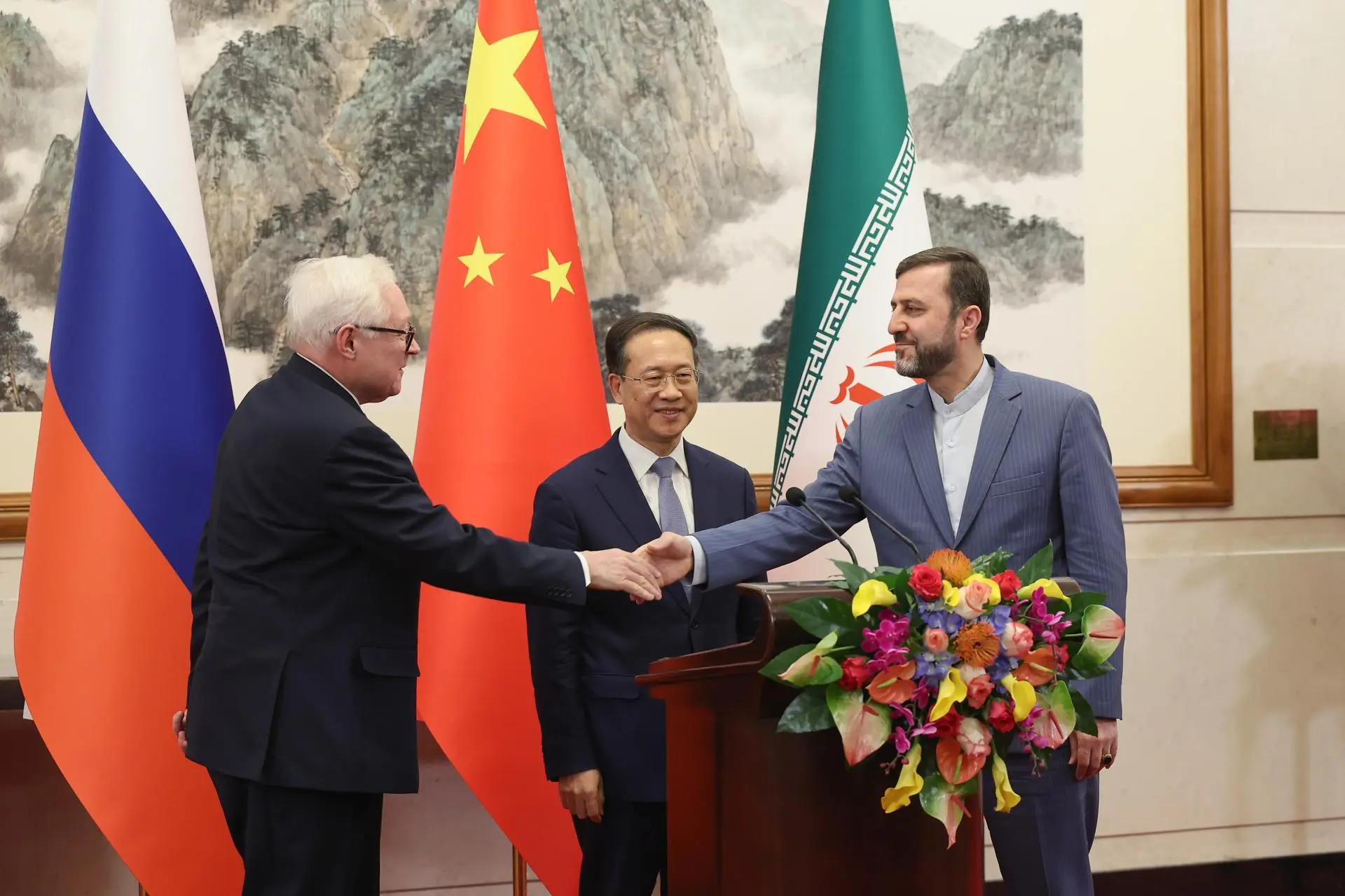 Iran poručuje da bi ponovno uvođenje UN sankcija dodatno zakomplikovalo nuklearni spor