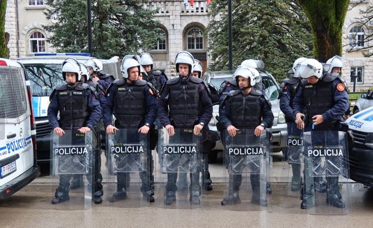 Privedeno 45 turskih državljana u Podgorici