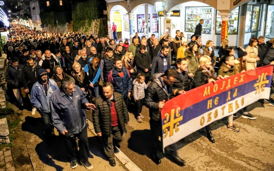 Protestne šetnje u Herceg Novom i Budvi