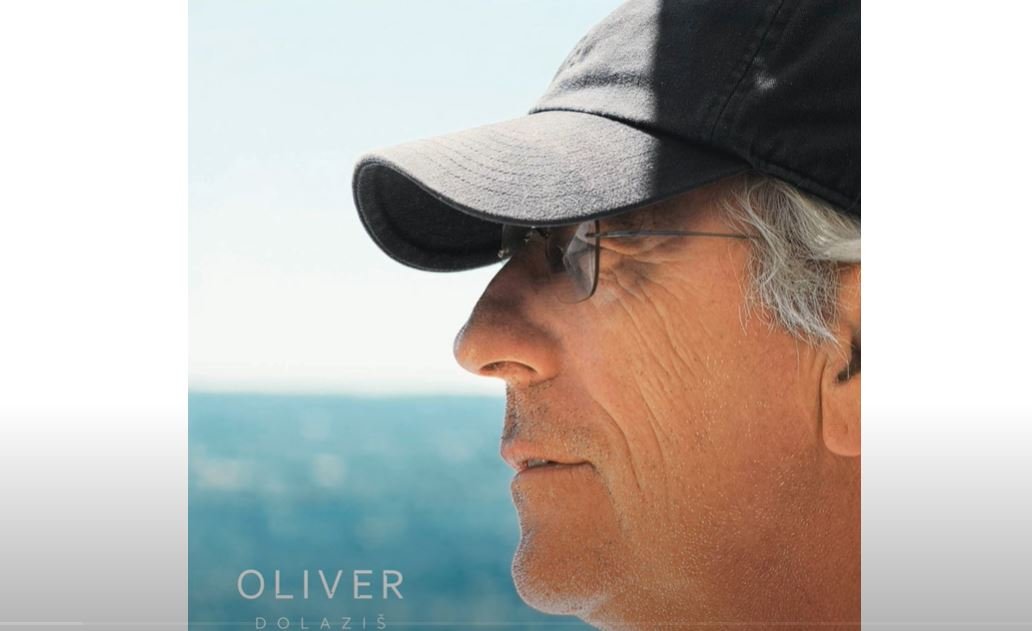 Objavljen posthumni album Olivera Dragojevića: Pred publikom 12 novih pjesama