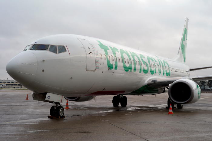 Avion na liniji Amsterdam-Beograd: Prvo kasnio tri sata, pa ga udario grom