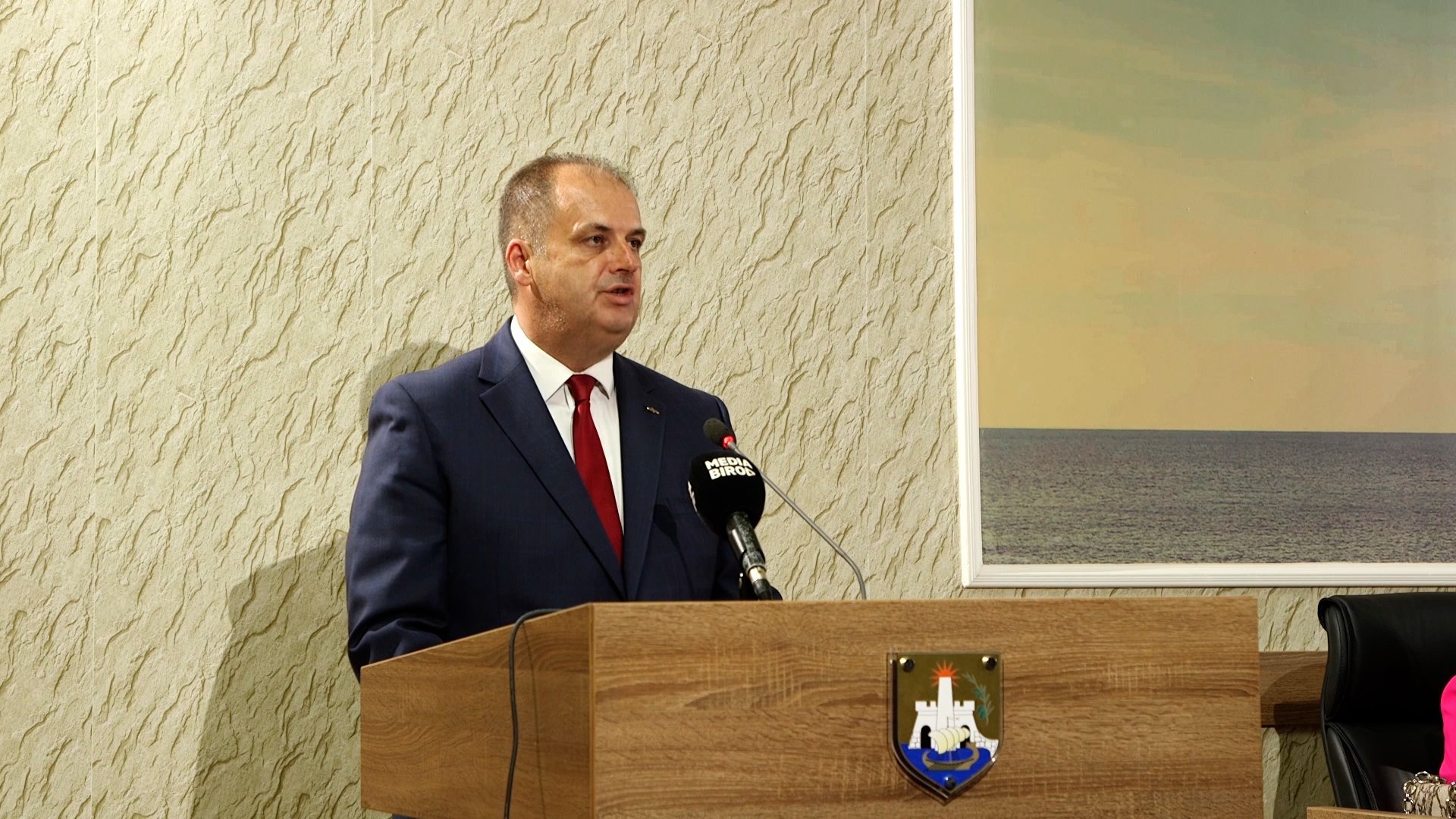 Nimanbegu tvrdi da Abazović obmanjuje građane: Šta bi sa onih 2,5 miliona eura od početka godine?
