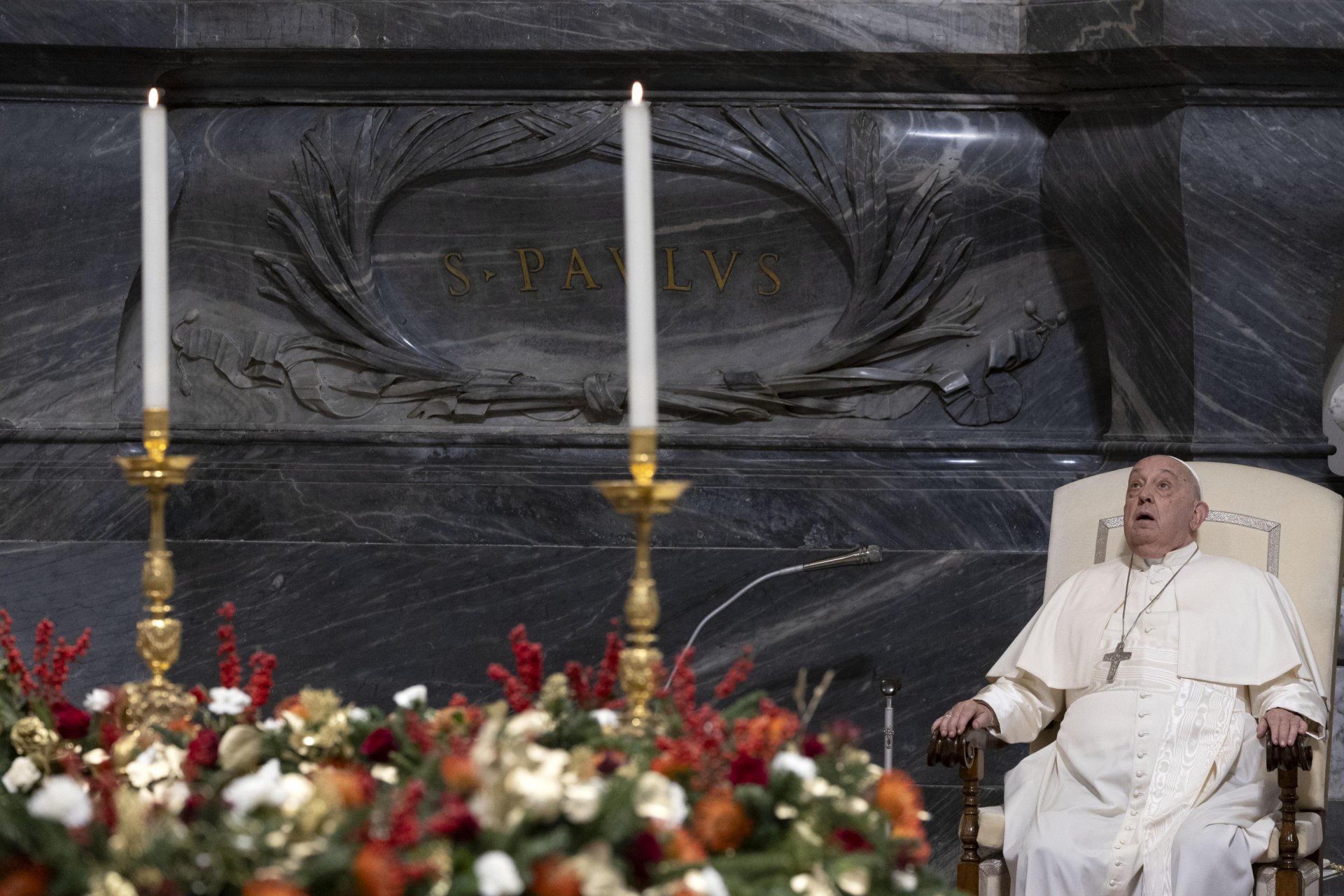 Papa Franjo peti dan zaredom u kritičnom stanju