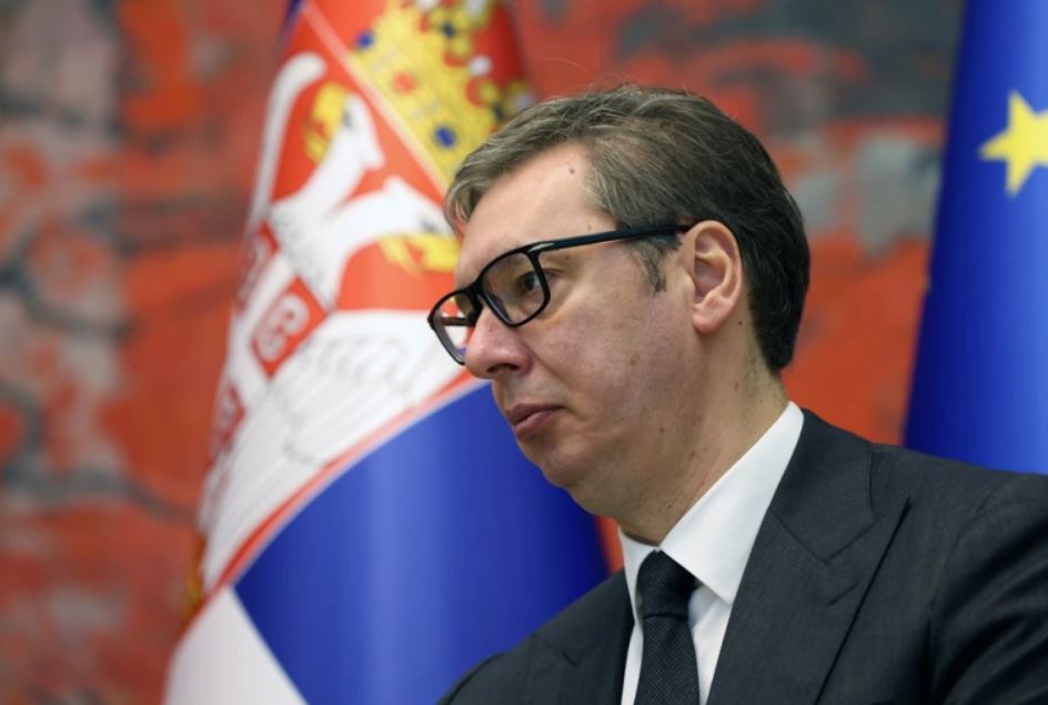 Da li će Aleksandar Vučić ući u istoriju: Komičan kult ličnosti