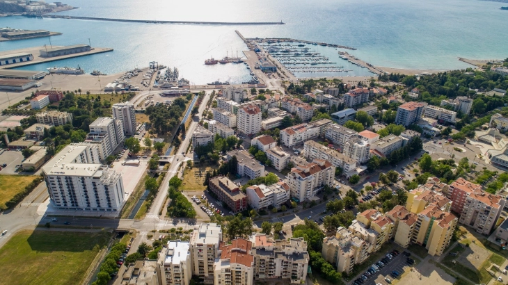 Na tender za adaptaciju naftnih rezervoara u Luci Bar stigle dvije ponude