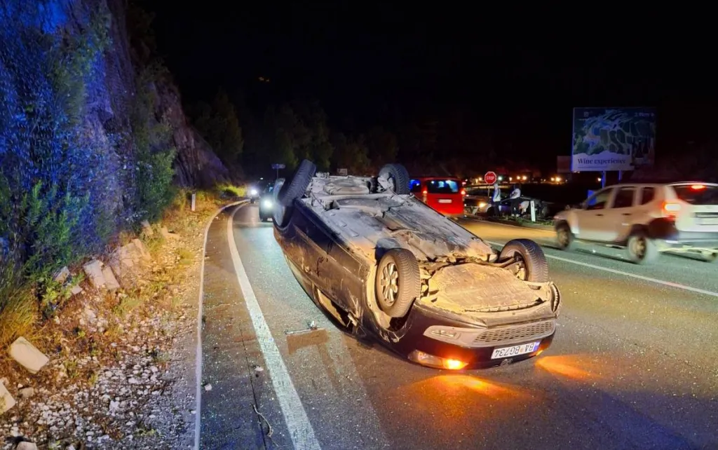 U sudaru na Dobrskoj ploči povrijeđena jedna osoba