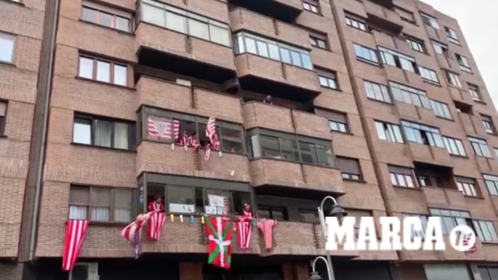Himna Altetika odjekuje balkonima u Bilbau