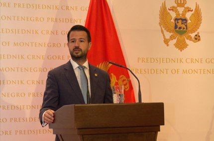 Milatovićeva služba kupuje SUV: Crni metalik, kožna sjedišta, grijani volan