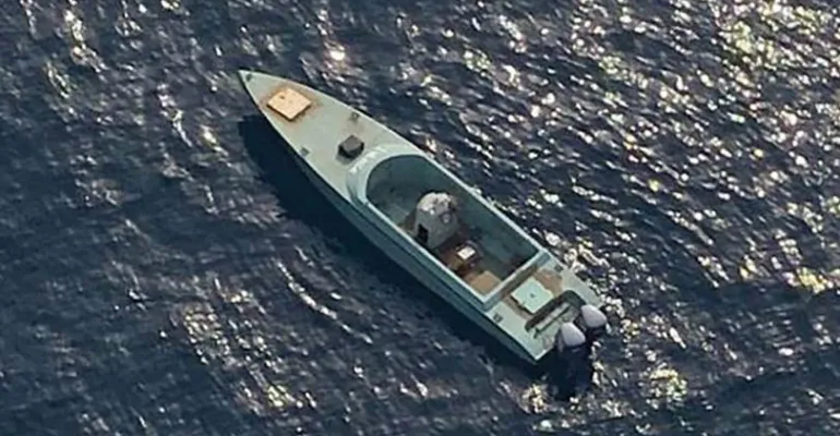 Crnogorski kapetan i posada zadržali kontrolu dok pirati napadaju tanker pod malteškom zastavom kod Somalije