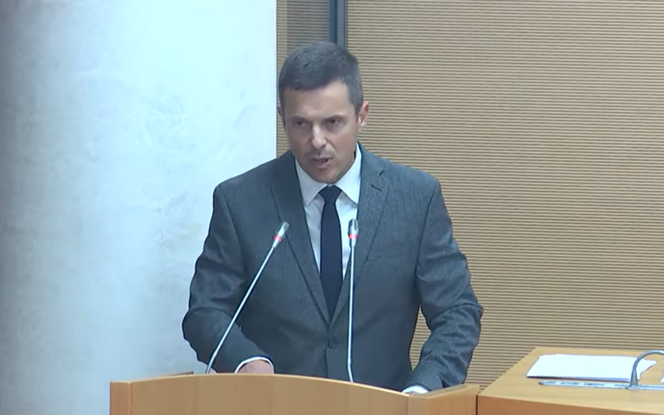 Mujović: Razmatramo besplatan gradski prevoz za sve u Podgorici