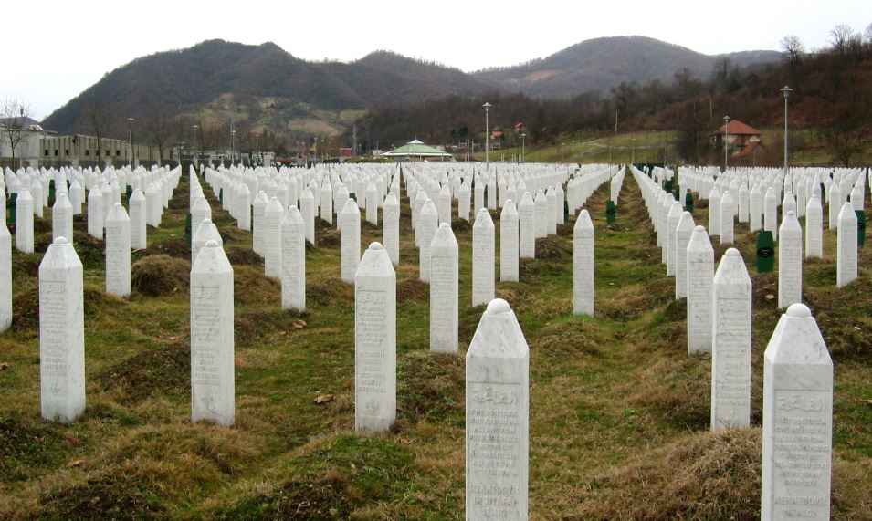 Srebrenica nije mit, ona je strašna realnost, ma koliko se Dodik i Vučićeva Srbija trudili tvrditi suprotno