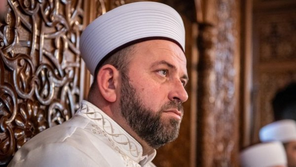 Reis Fejzić čestitao Božić uz želju za izgradnjom solidarnog društva u Crnoj Gori
