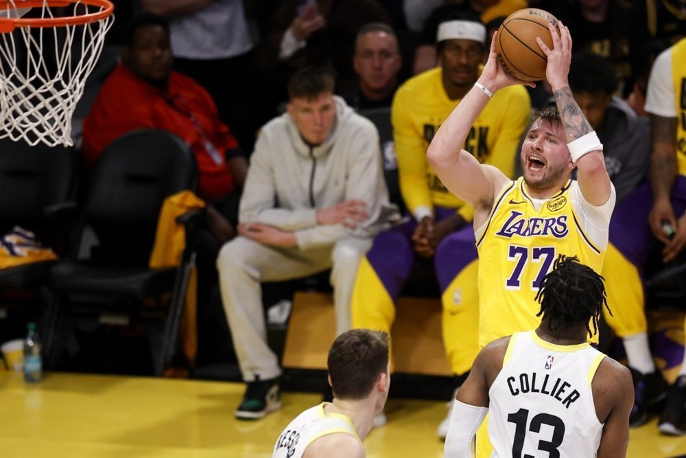 Dončić potpisuje trogodišnji ugovor sa Lejkersima