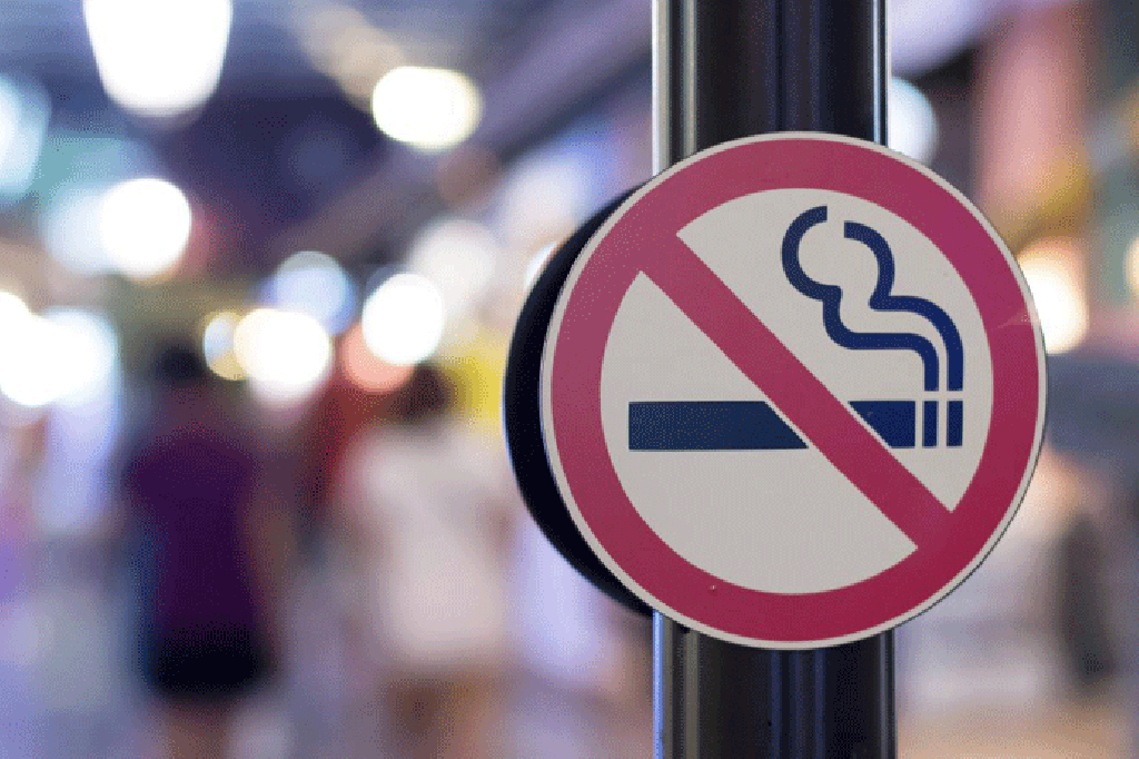 Od danas rigorozne kazne: Nema više pušenja u zatvorenom