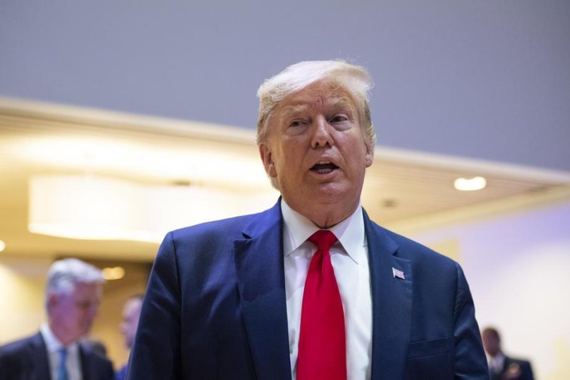 Švajcarski poslanici traže istragu o Trampovim poklonima