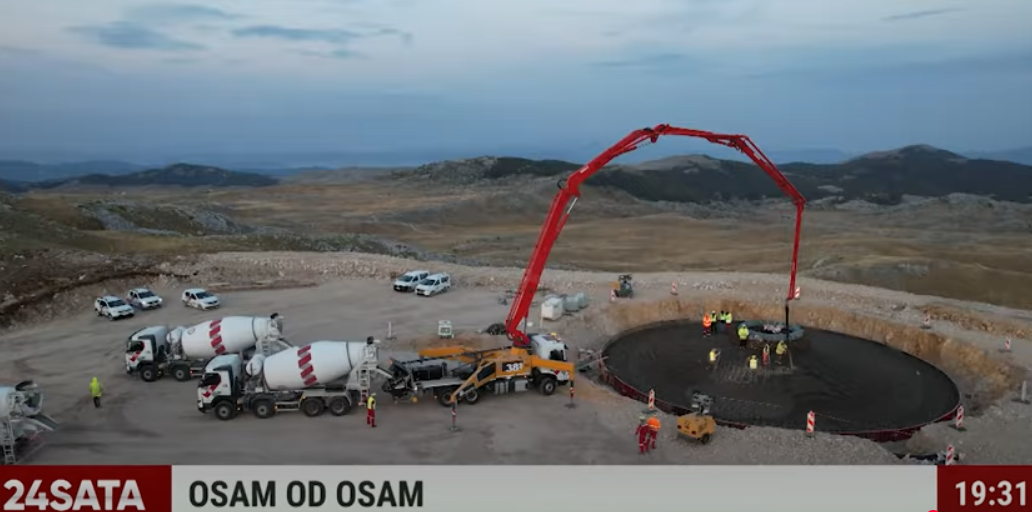 Izliven osmi temelj: Bemax gradnju jednog od najvećih energetskih projekata u Crnoj Gori završava više od pola godine prije isteka roka