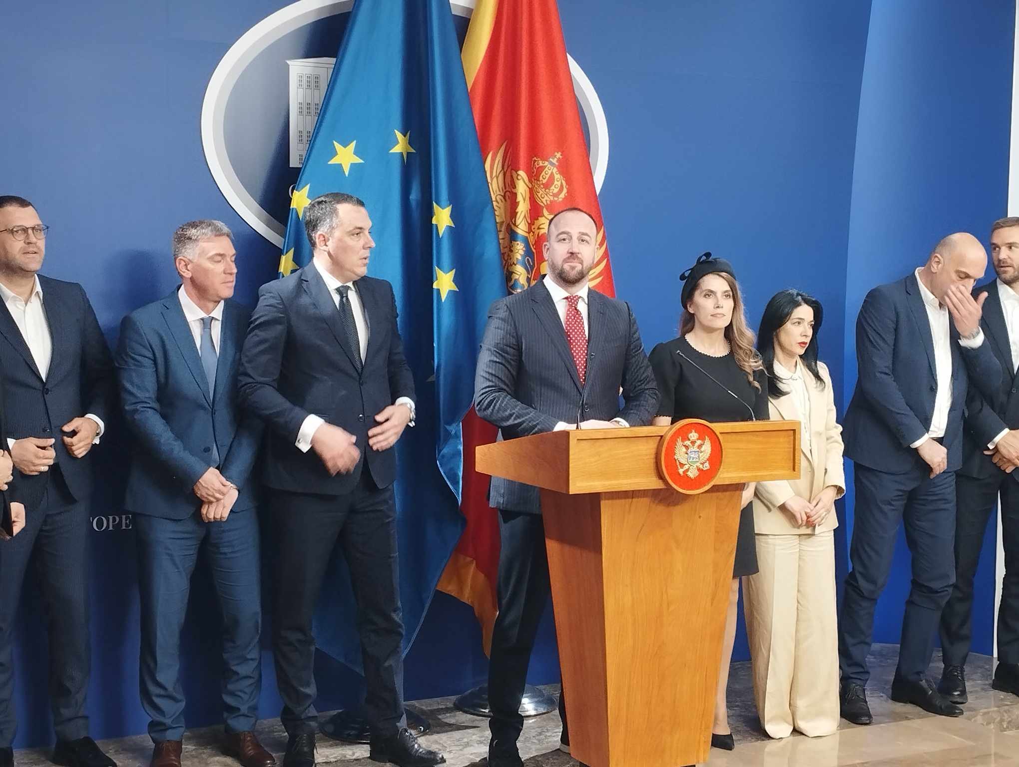 Nikolić: Trećeg juna stiže Spajić iz Japana da dijeli ministarstva