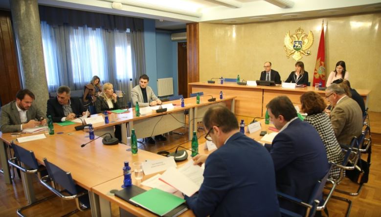 Atmosfera na Odboru na ivici incidenta: Podrška Radonjiću za predsjednika Savjeta AZLP