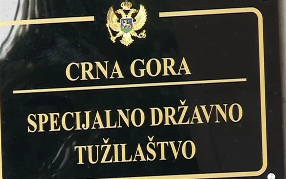 Uhapšena bivša zaposlena CKB banke, sumnja se da je falsifikovala službene isprave