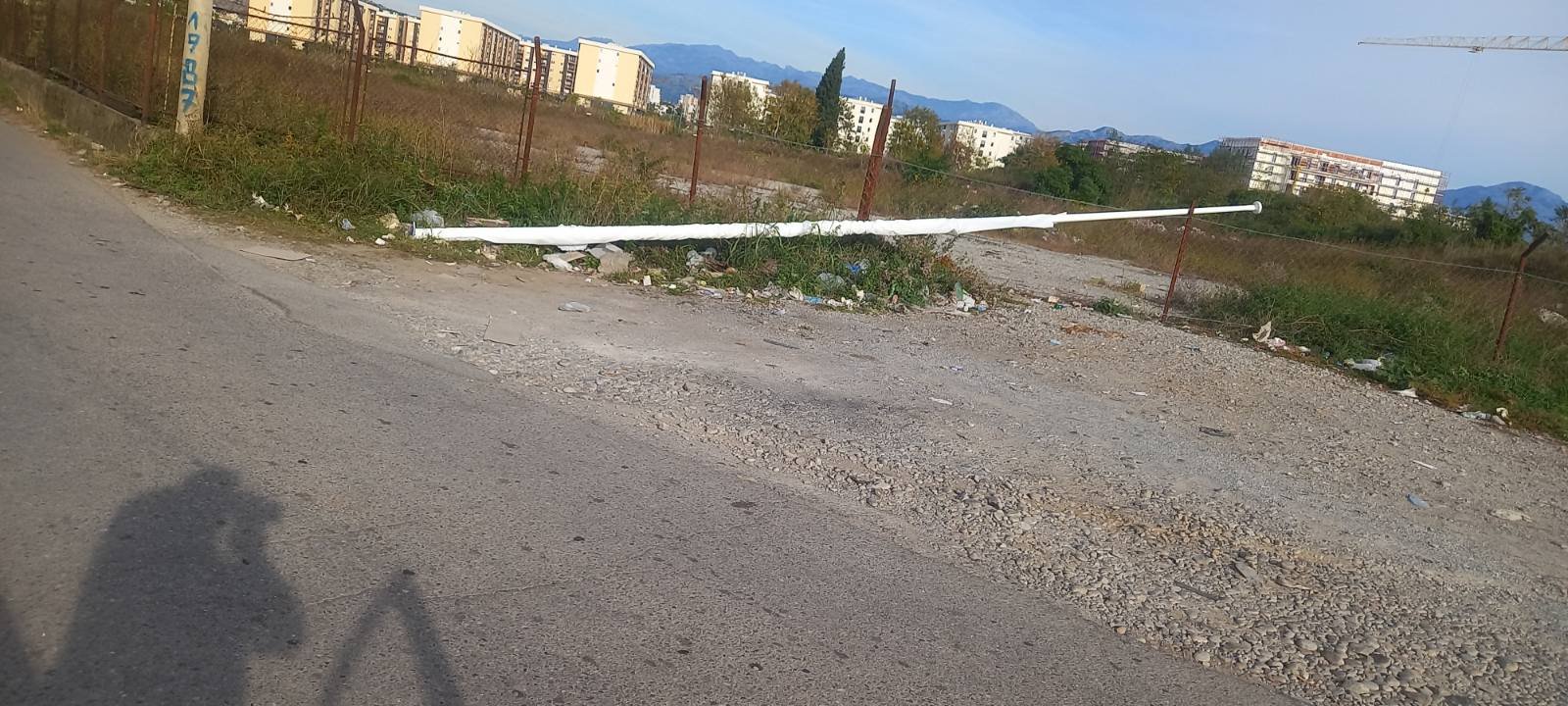 Čitaoci Antene M: Stiže novi jarbol u Štitaricu, selo pod jakim policijskim snagama