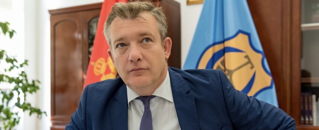 Petković: Backović bi da dobije političke poene preko mantije, to ne služi na čast ni crkvi koju predstavlja