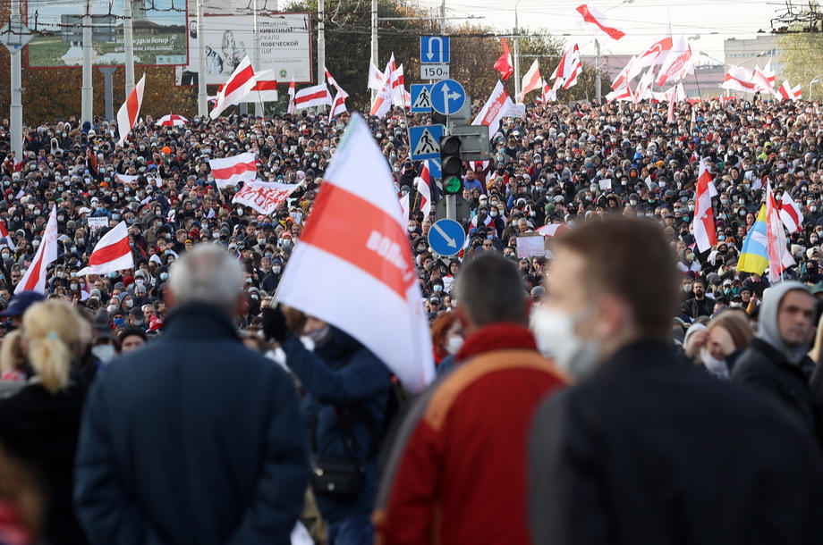 Desetine hiljada na demonstracijama protiv Lukašenka, uhapšeno više od 200 osoba