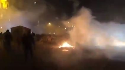 Eskalacija protesta u Bejrutu: Gore ulice, sukobi policije i demonstranata, interveniše vojska