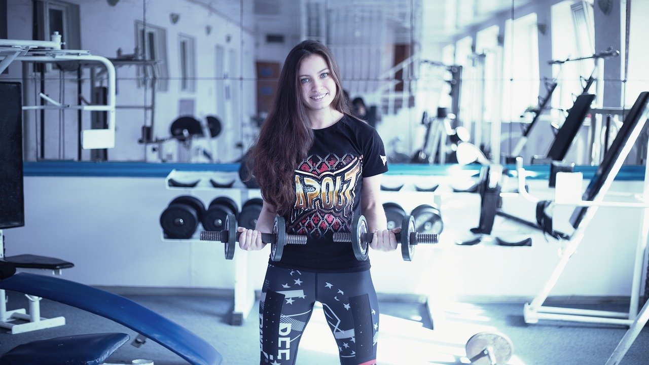 Zašto svi supermodeli treniraju kik-boks? Evo kako ova vježba utiče na žensko tijelo