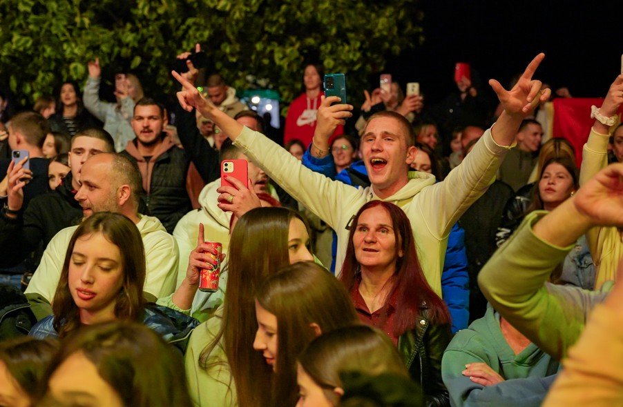 Još fotografija iz Šavnika: Građani proslavili Dan nezavisnosti