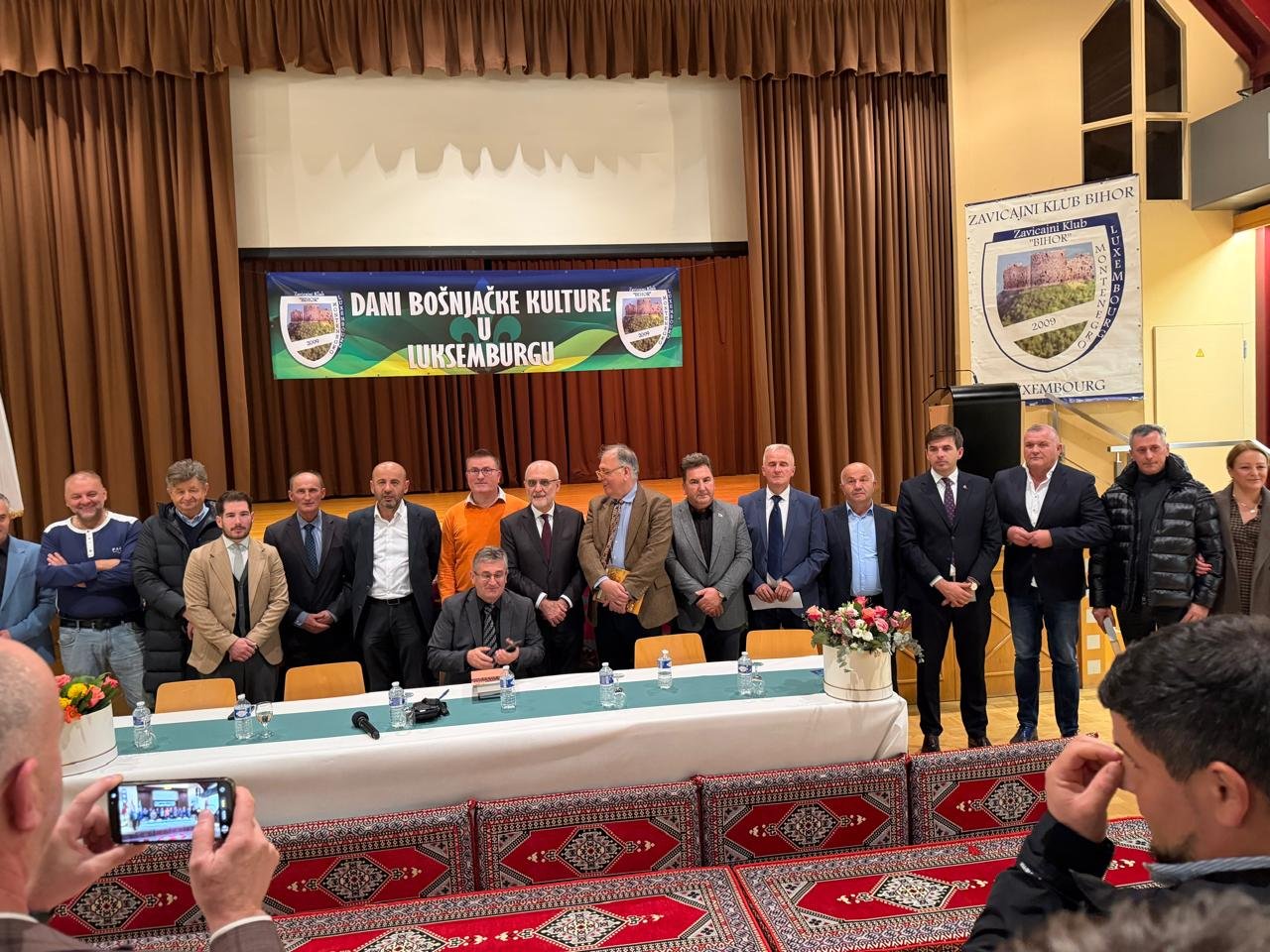 Azemović: Identitet nije stvar administracije, već srca