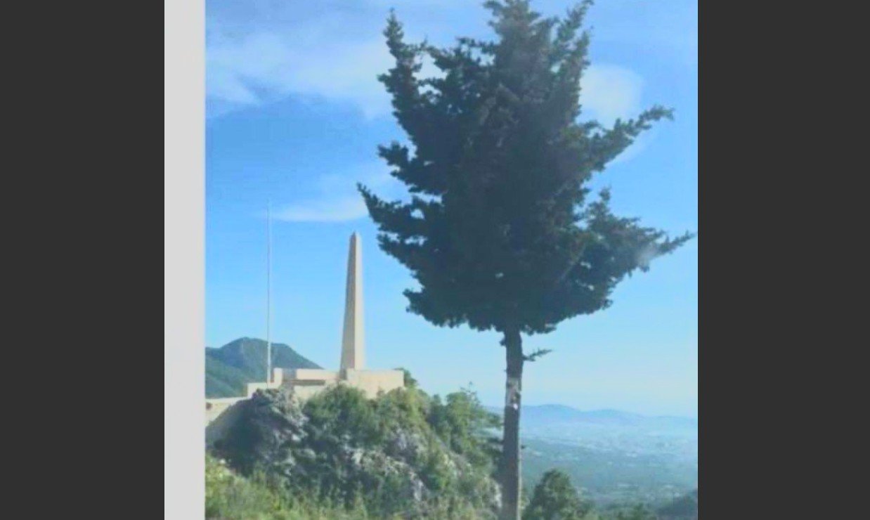 Jeste Tuđemil, ali nije tuđa istorija, zato- vratite zastavu Crne Gore