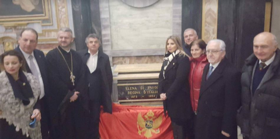 Fotografije i snimci iz Italije: Crnogorska zastava na grobu princeze Jelene, dan koji se pamti