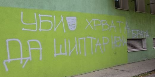 SDSS osudio grafit mržnje u Novom Sadu: Nemila iskustva Srba iz Hrvatske niko ne bi smio da koristi za slanje ovakvih poruka